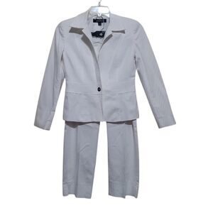 Kasper Women’s  White Cropped Slim PantSuit Size 4 Jacket Size 6 Pants